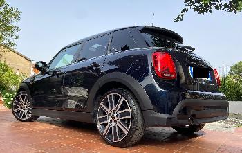 MINI COOPER 5P. 1.5 136CV YOURS AUT. (TETTO A.+RETROCAM.+CERCHI 18)