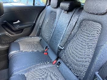 MERCEDES-BENZ A 180d BUSINESS EXTRA AUT. (TETTO APRIBILE)