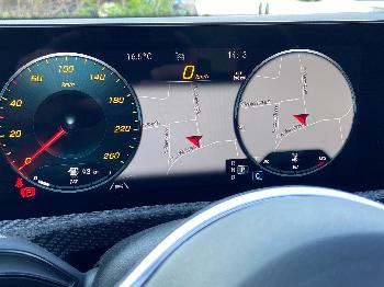 MERCEDES-BENZ A 180d BUSINESS EXTRA AUT. (TETTO APRIBILE)