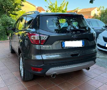 FORD KUGA 2.0 TDCi 120cv 2WD BUSINESS (DICEMBRE 2019)